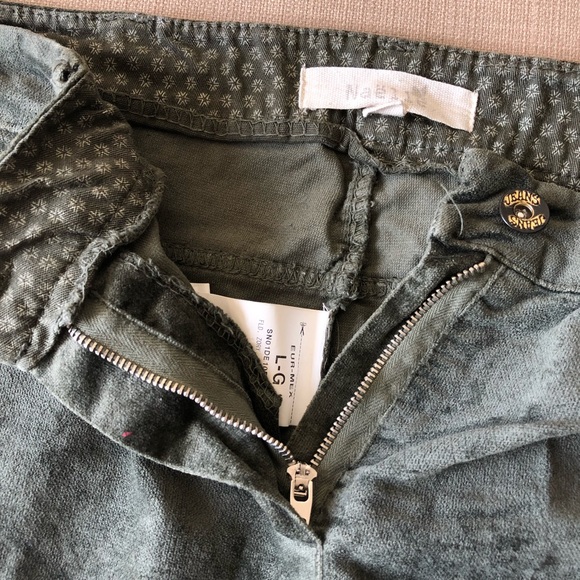 Naelle Mini Skirt - Picture 4 of 8